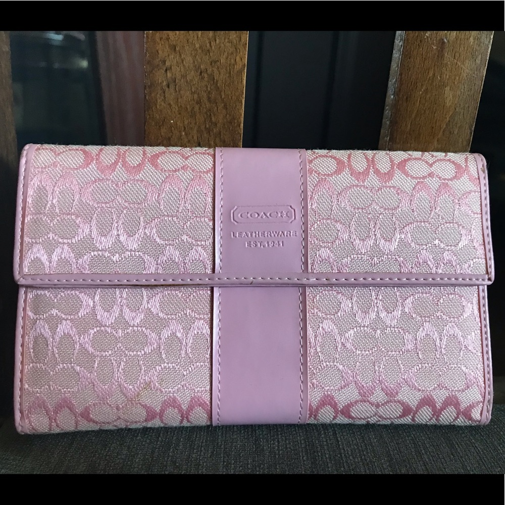 Coach wallet